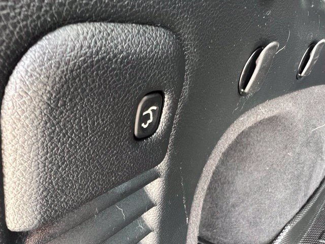 Used 2019 Jeep Grand Cherokee Limited AWD/4WD image 25