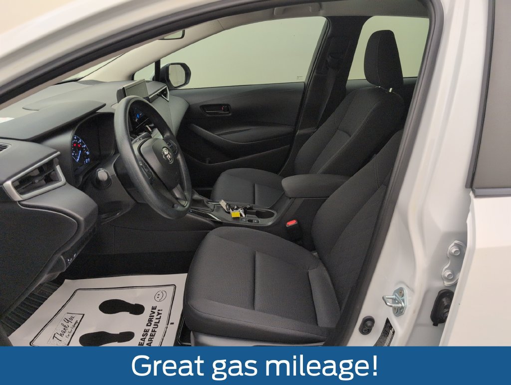Used 2024 Toyota Corolla LE FWD image 4