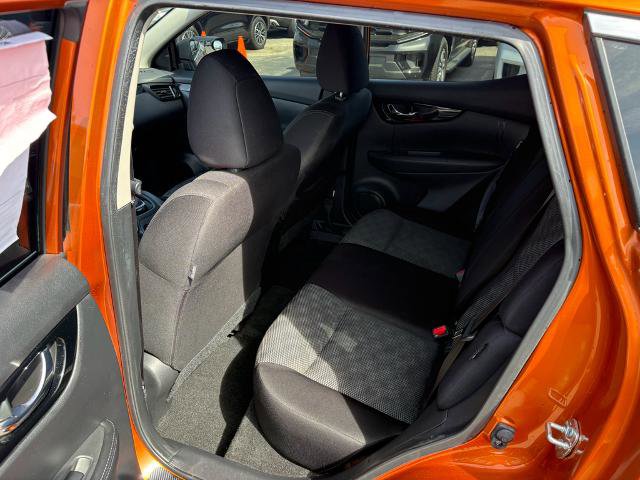 Used 2022 Nissan Rogue Sport SV image 12