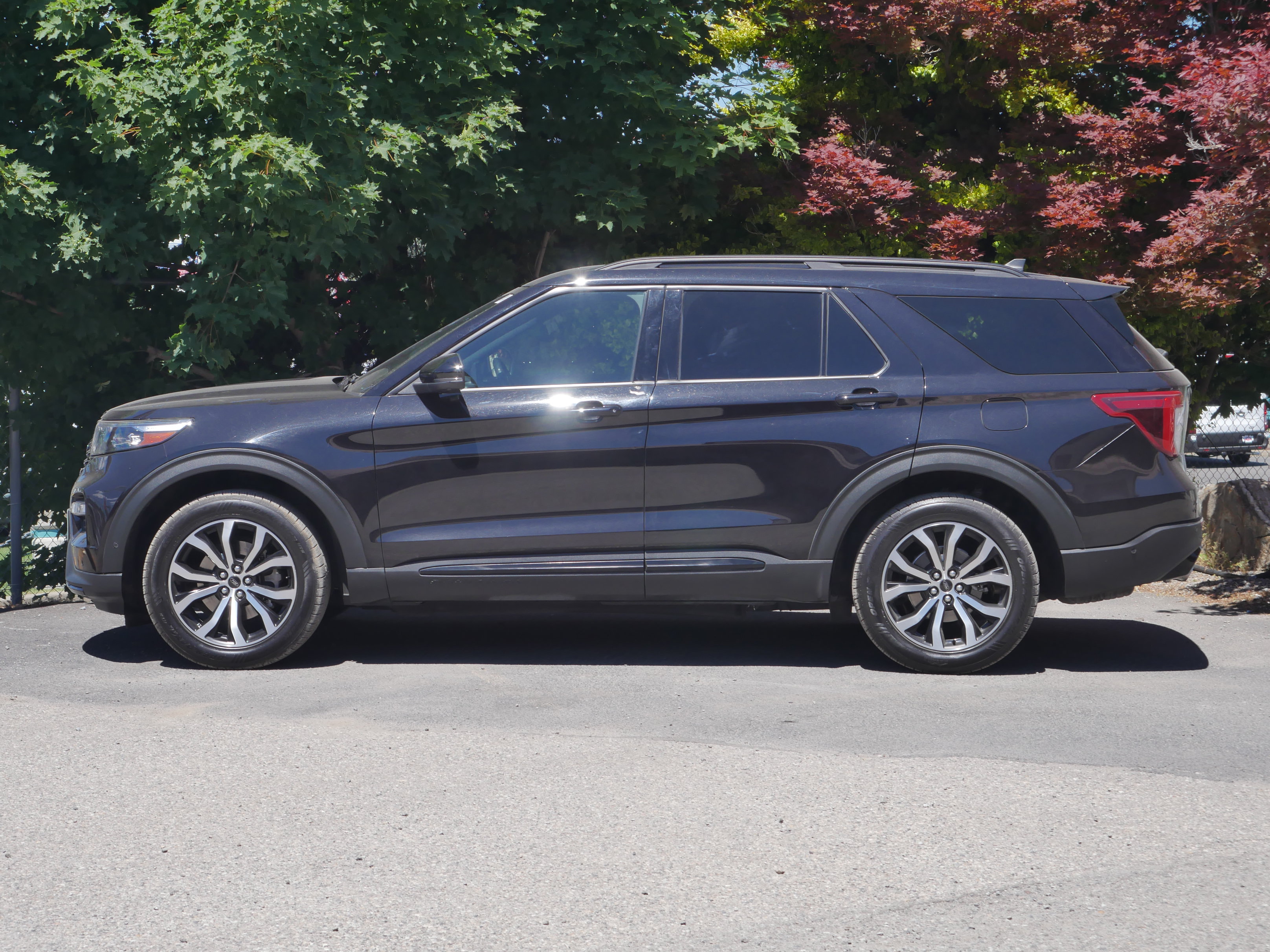 Certified 2021 Ford Explorer ST w/ Equipment Group 401A AWD/4WD image 18