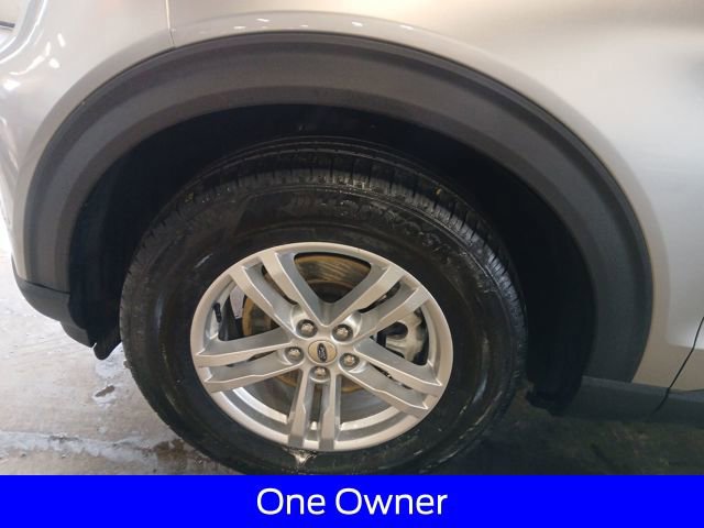 Certified 2023 Ford Explorer XLT image 4