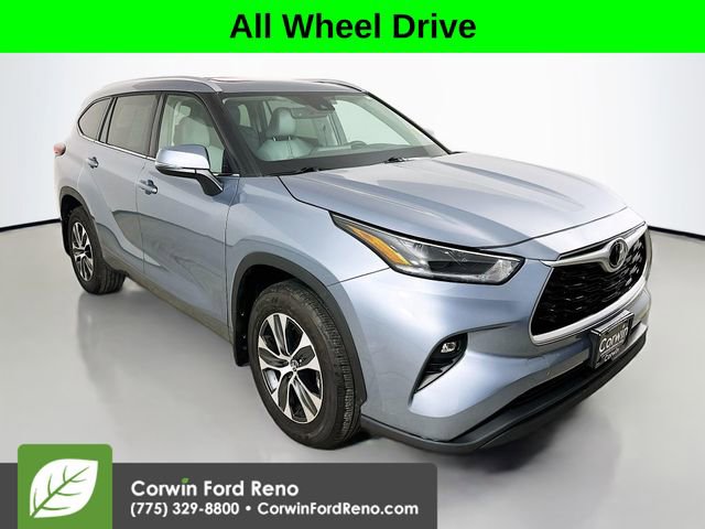 Used 2021 Toyota Highlander XLE