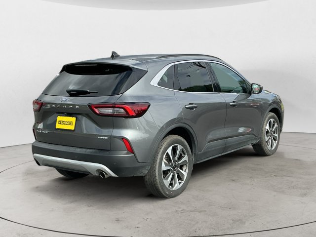 Certified 2025 Ford Escape Platinum AWD/4WD image 5