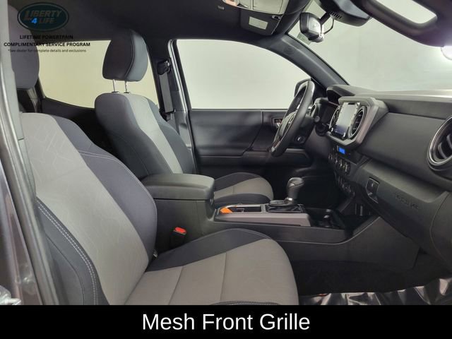 Used 2022 Toyota Tacoma TRD Sport w/ Technology Package AWD/4WD image 18