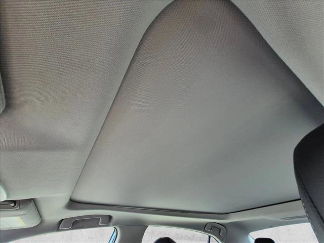 Used 2020 Toyota Camry XSE FWD image 15