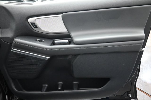 Certified 2026 Ford Expedition Max Active AWD/4WD image 30