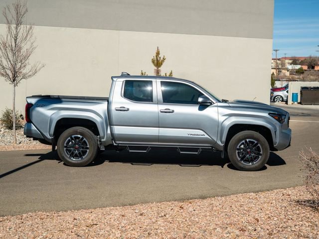 Used 2024 Toyota Tacoma TRD Sport image 10