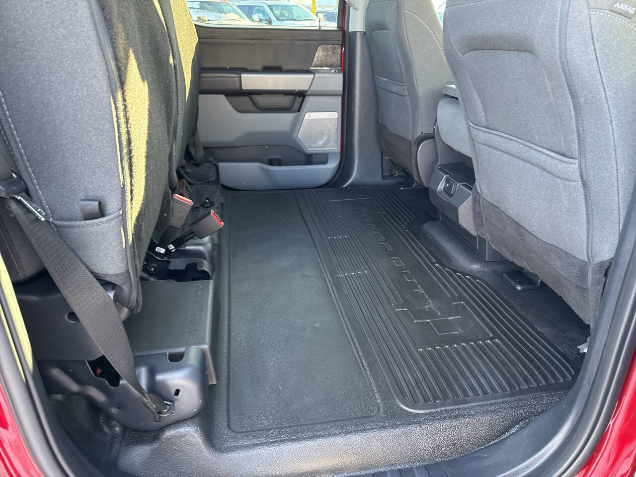 Certified 2025 Ford F350 XLT w/ Black Appearance Package image 24