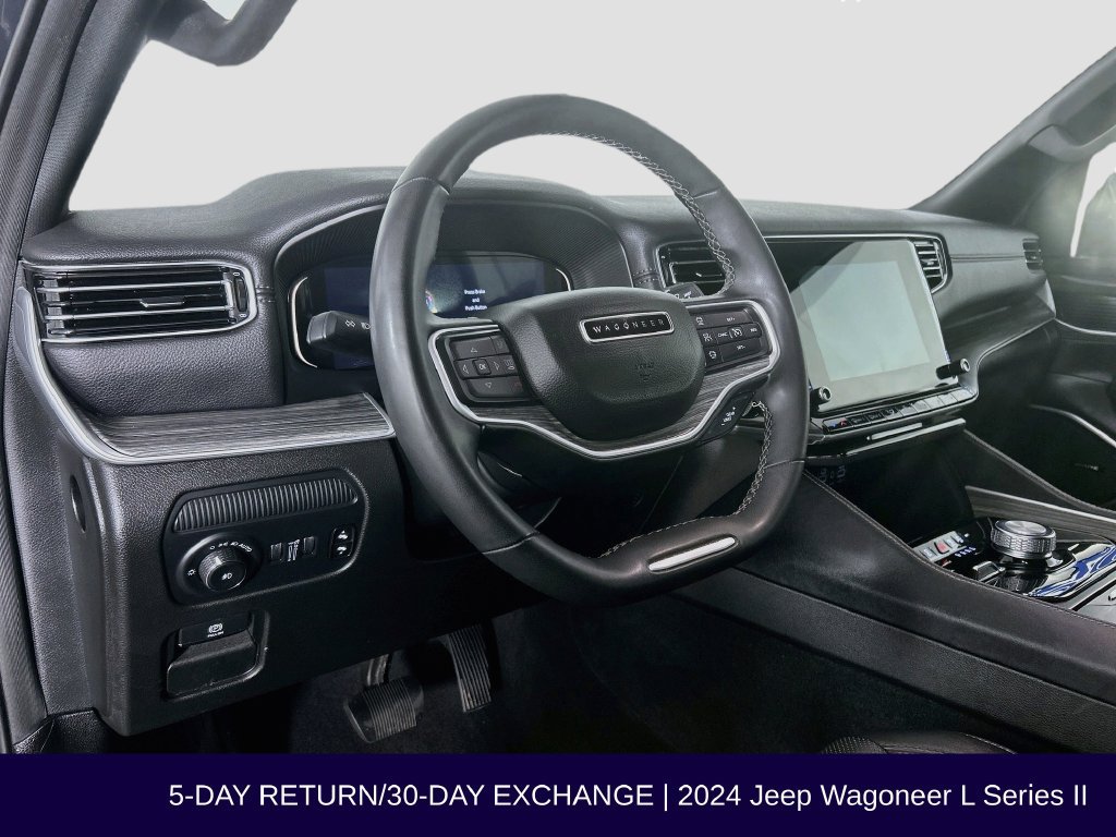 Used 2024 Jeep Wagoneer L Series II w/ Flexible Seating Group AWD/4WD image 4