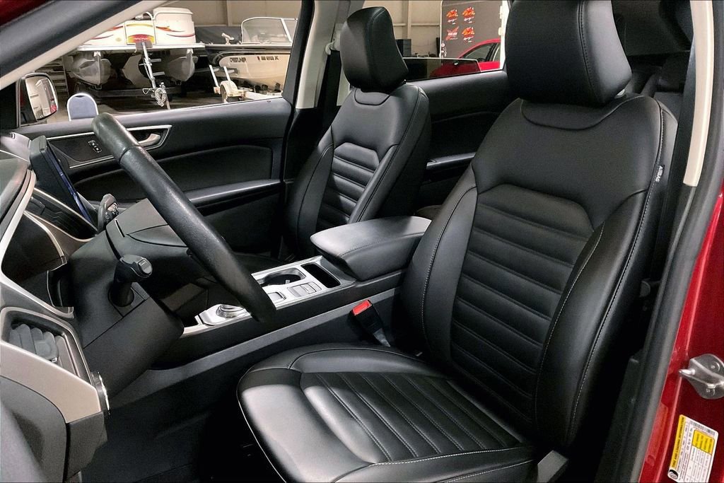 Certified 2021 Ford Edge SEL w/ Convenience Package image 24