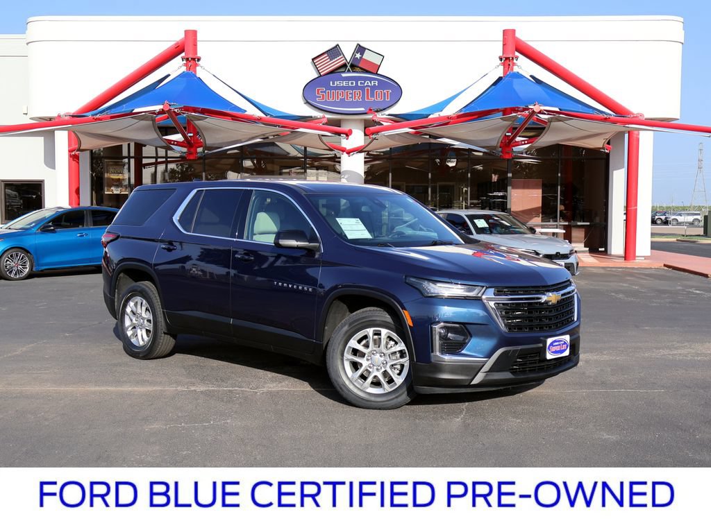 Used 2022 Chevrolet Traverse LS AWD/4WD image 1