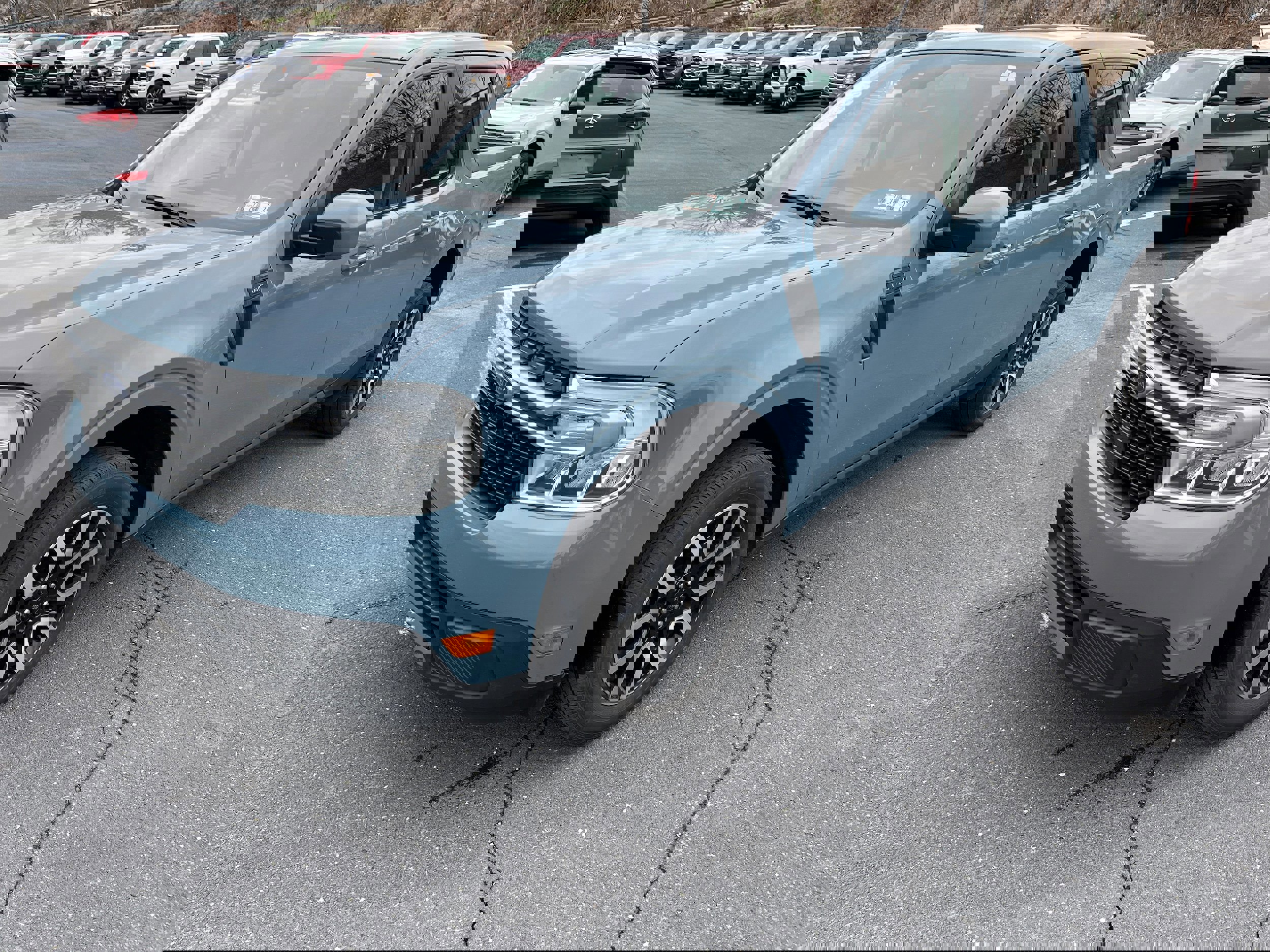 Certified 2023 Ford Maverick Lariat w/ Lariat Luxury Package image 2