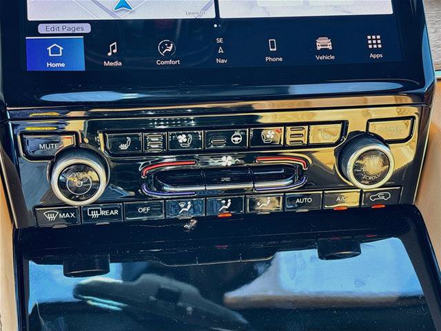Used 2023 Jeep Grand Cherokee L Summit AWD/4WD image 17