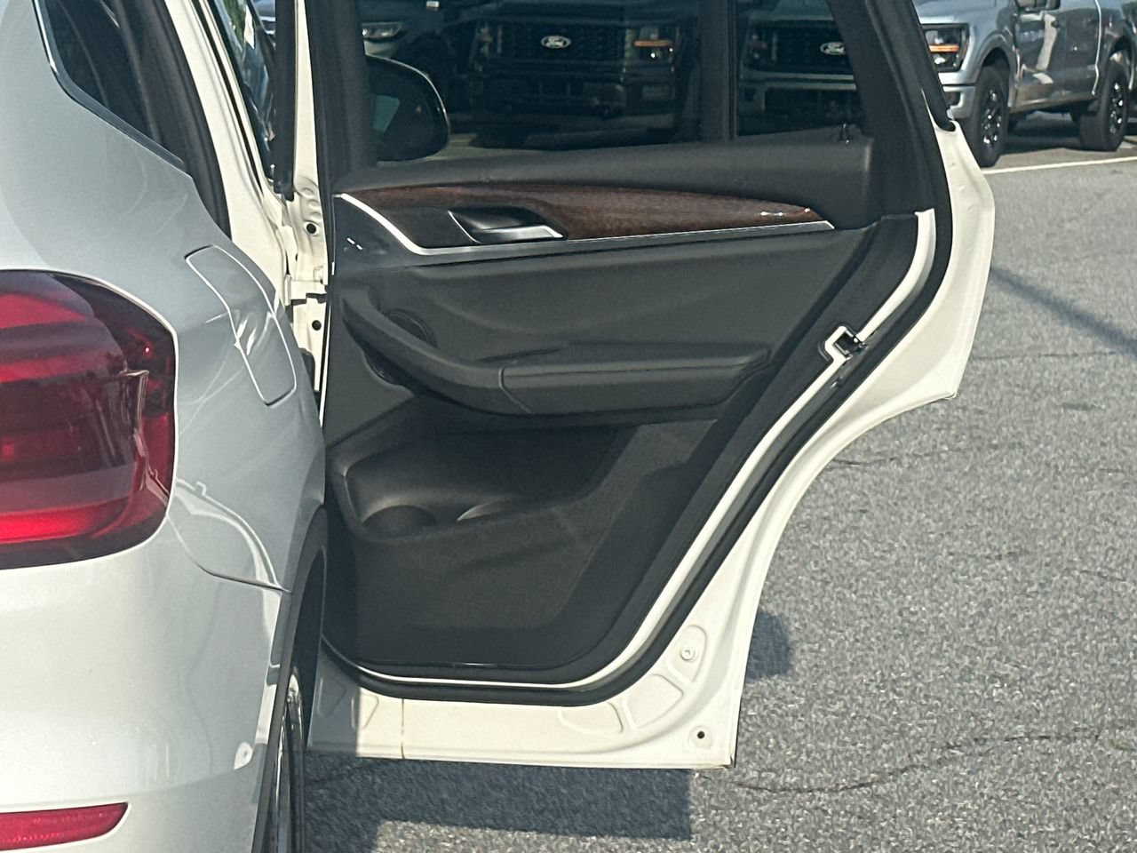 Used 2020 BMW X3 sDrive30i w/ Driving Assistance Package RWD image 18