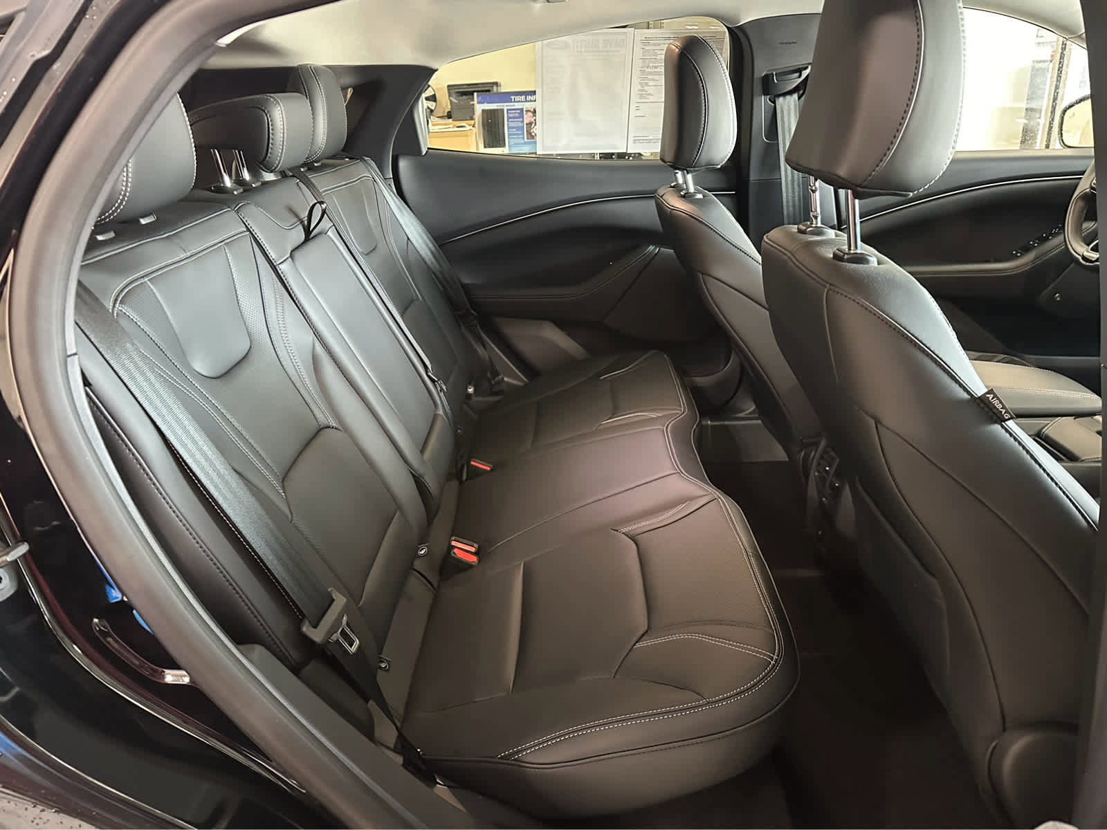 Certified 2025 Ford Mustang Mach-E Premium image 37