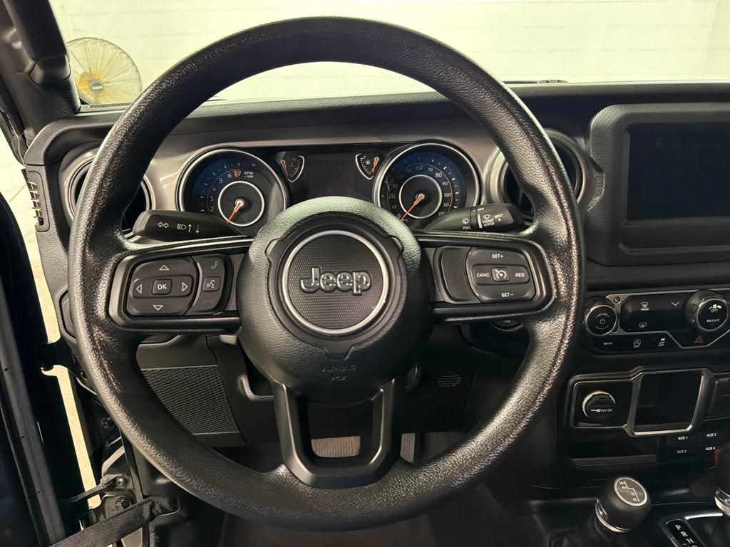 Used 2023 Jeep Gladiator Sport w/ Off Road Group AWD/4WD image 18