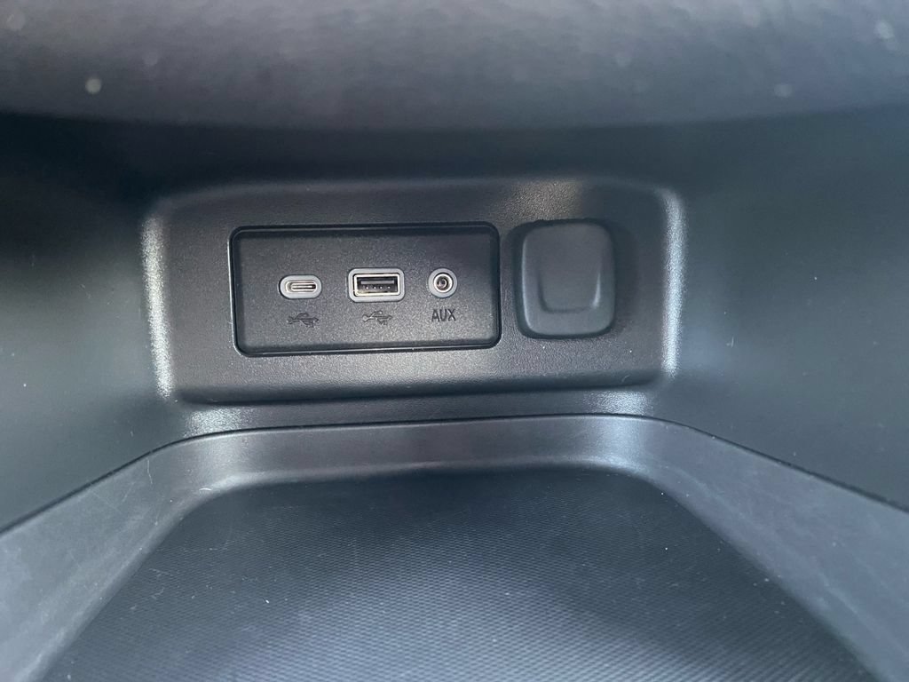 Used 2022 Chevrolet Equinox LT AWD/4WD image 38