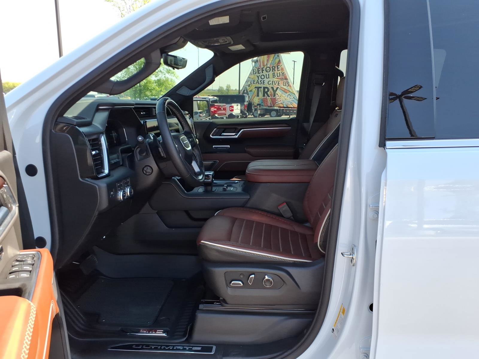 Used 2026 GMC Sierra 1500 Denali Ultimate AWD/4WD image 13