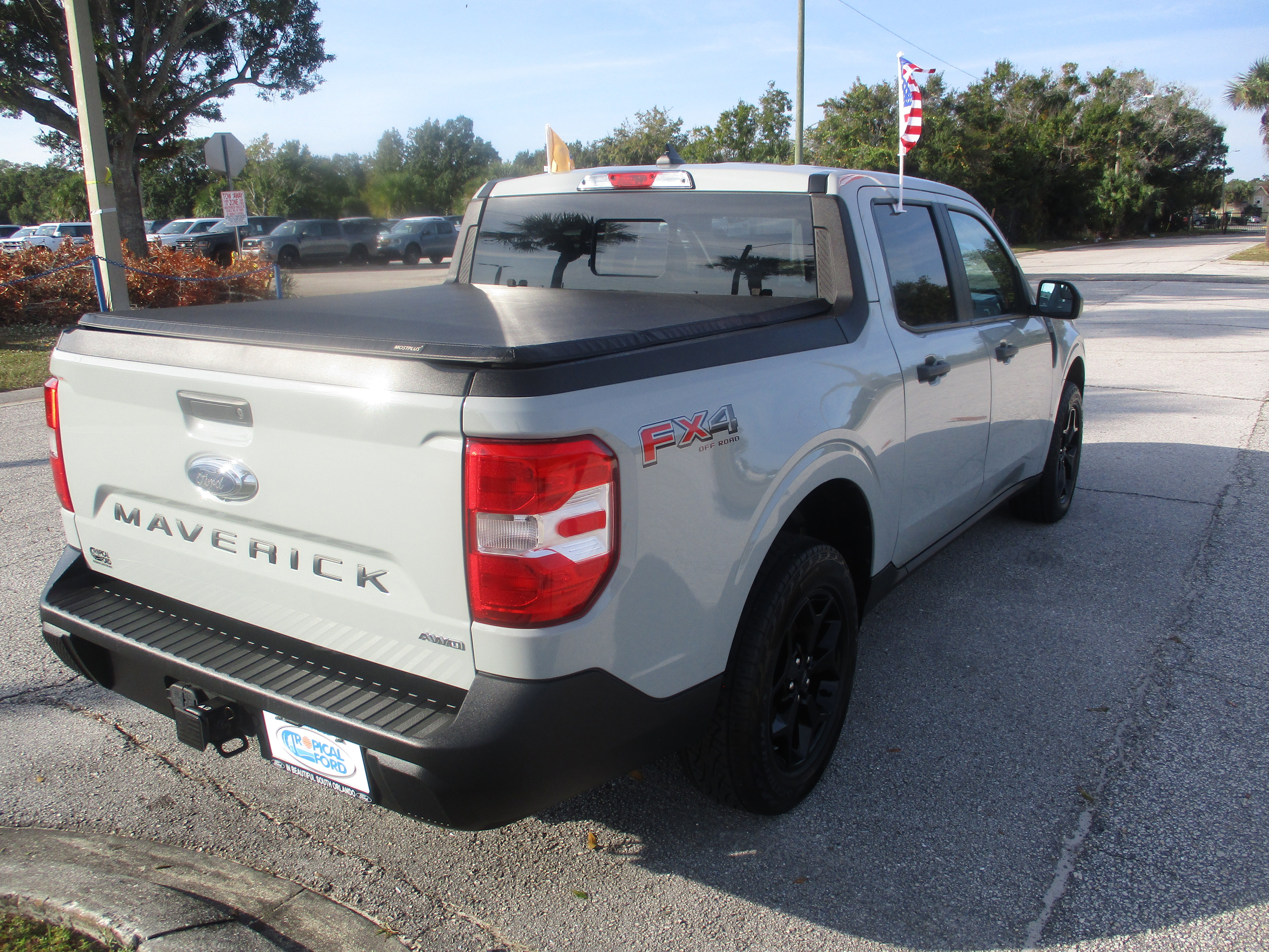 Certified 2022 Ford Maverick XLT w/ Equipment Group 300A Standard image 7