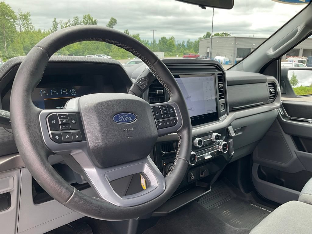Certified 2025 Ford F150 XLT w/ Equipment Group 301A Standard AWD/4WD image 19