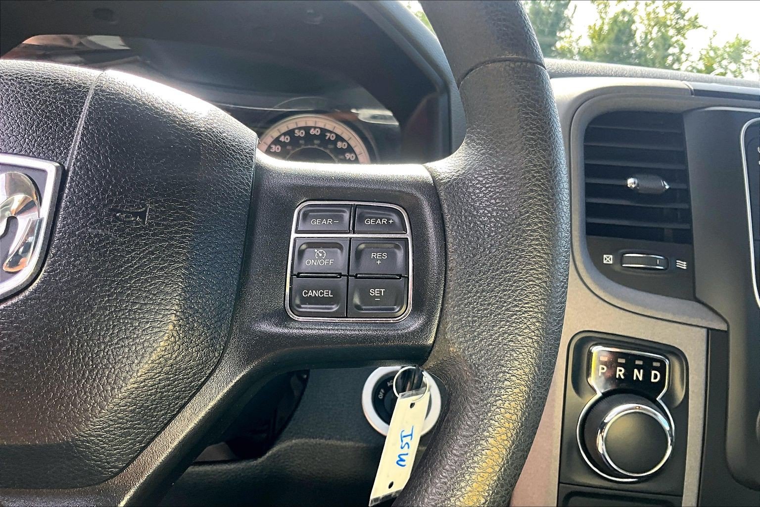 Used 2018 RAM 1500 Express RWD image 24