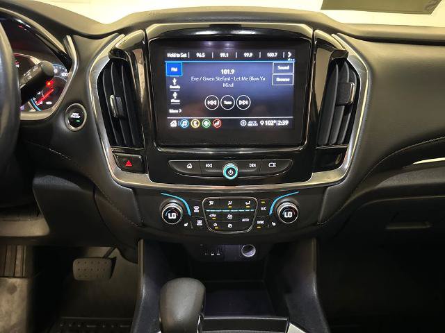 Used 2021 Chevrolet Traverse LT FWD image 24