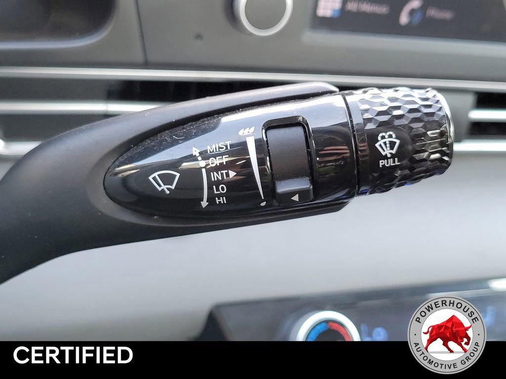 Used 2023 Hyundai Elantra SEL image 29