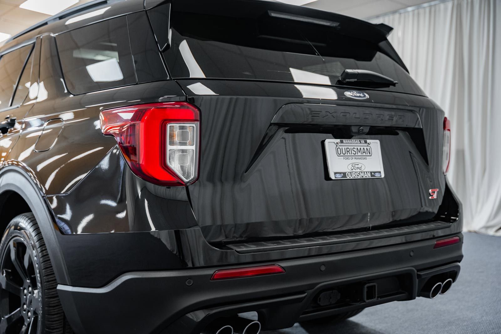 Certified 2023 Ford Explorer ST w/ Equipment Group 401A image 6