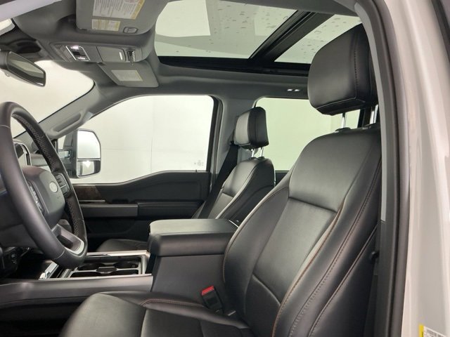 Certified 2025 Ford F450 Lariat w/ FX4 Off-Road Package image 19