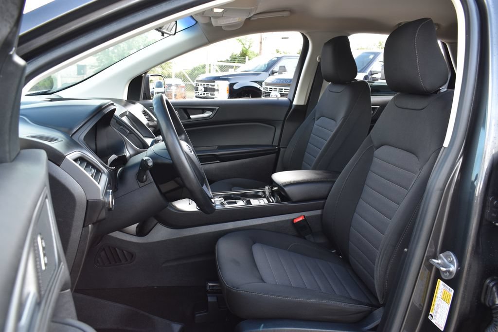 Certified 2020 Ford Edge SE FWD image 27