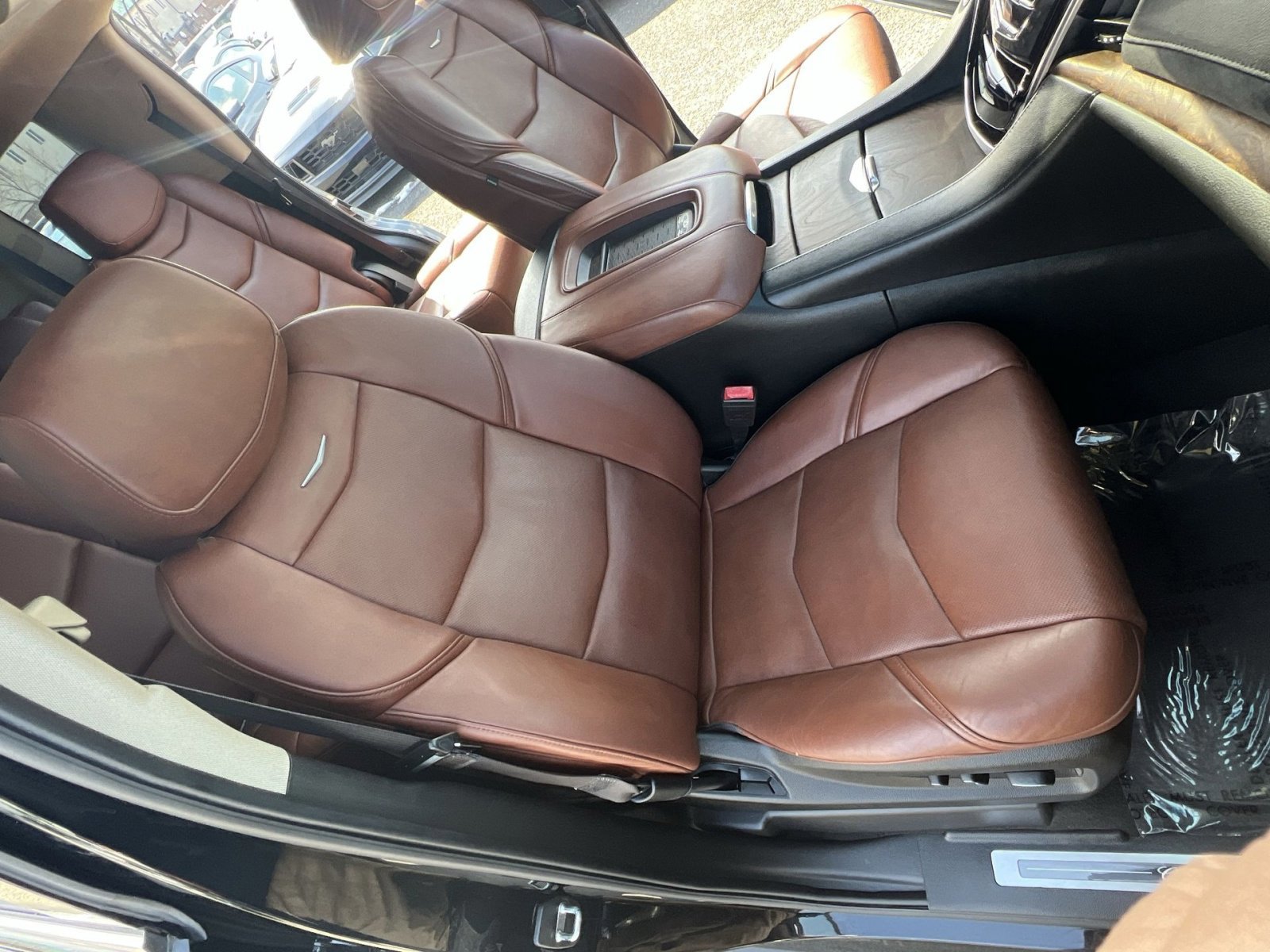 Used 2017 Cadillac Escalade Premium Luxury image 28