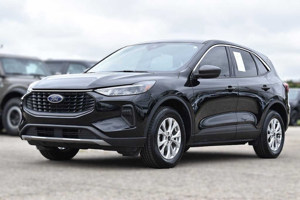 Certified 2024 Ford Escape Active AWD/4WD image 1