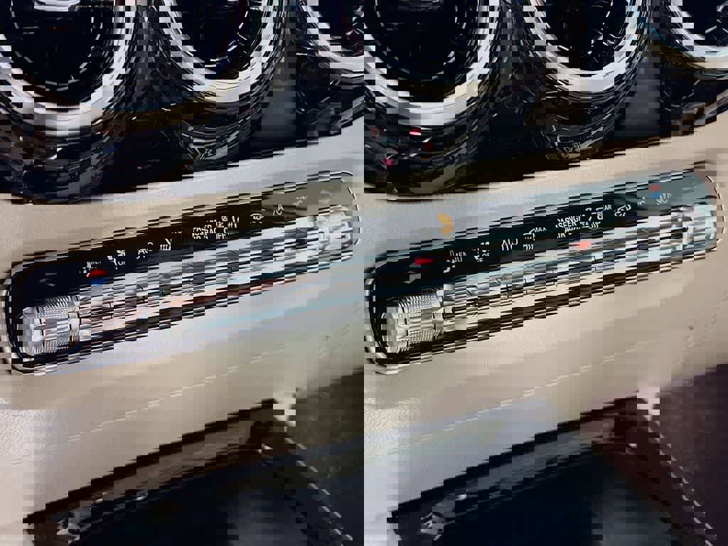 Used 2025 Mercedes-Benz GLA 250 4MATIC image 21