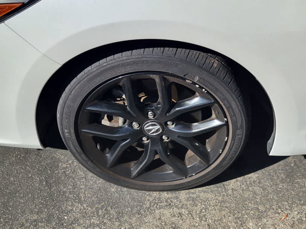 Used 2022 Acura ILX w/ Premium Package FWD image 2