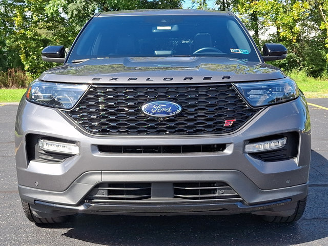 Certified 2022 Ford Explorer ST w/ Equipment Group 401A AWD/4WD image 2