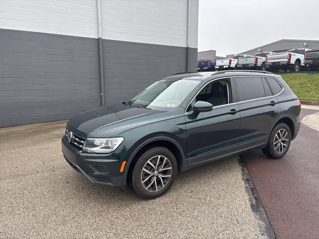 Used 2019 Volkswagen Tiguan SE w/ Panoramic Sunroof Package AWD/4WD image 7