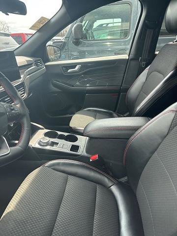 Certified 2024 Ford Escape ST-Line w/ Tech Pack #1 image 18