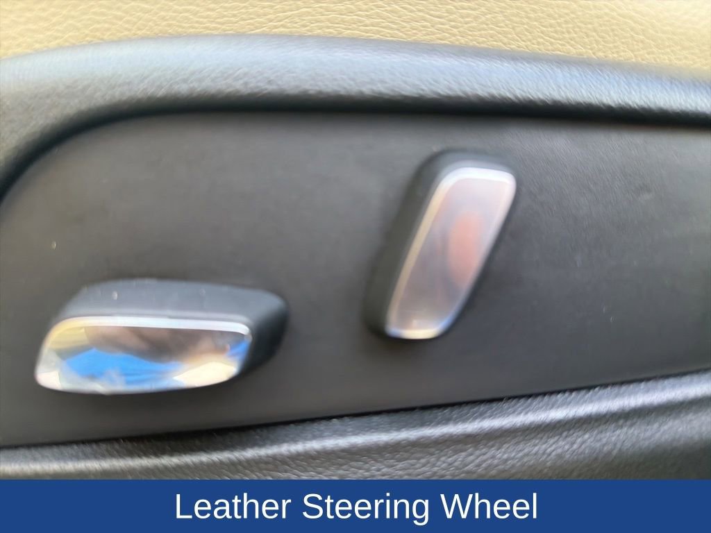 Used 2017 Cadillac XT5 FWD image 14