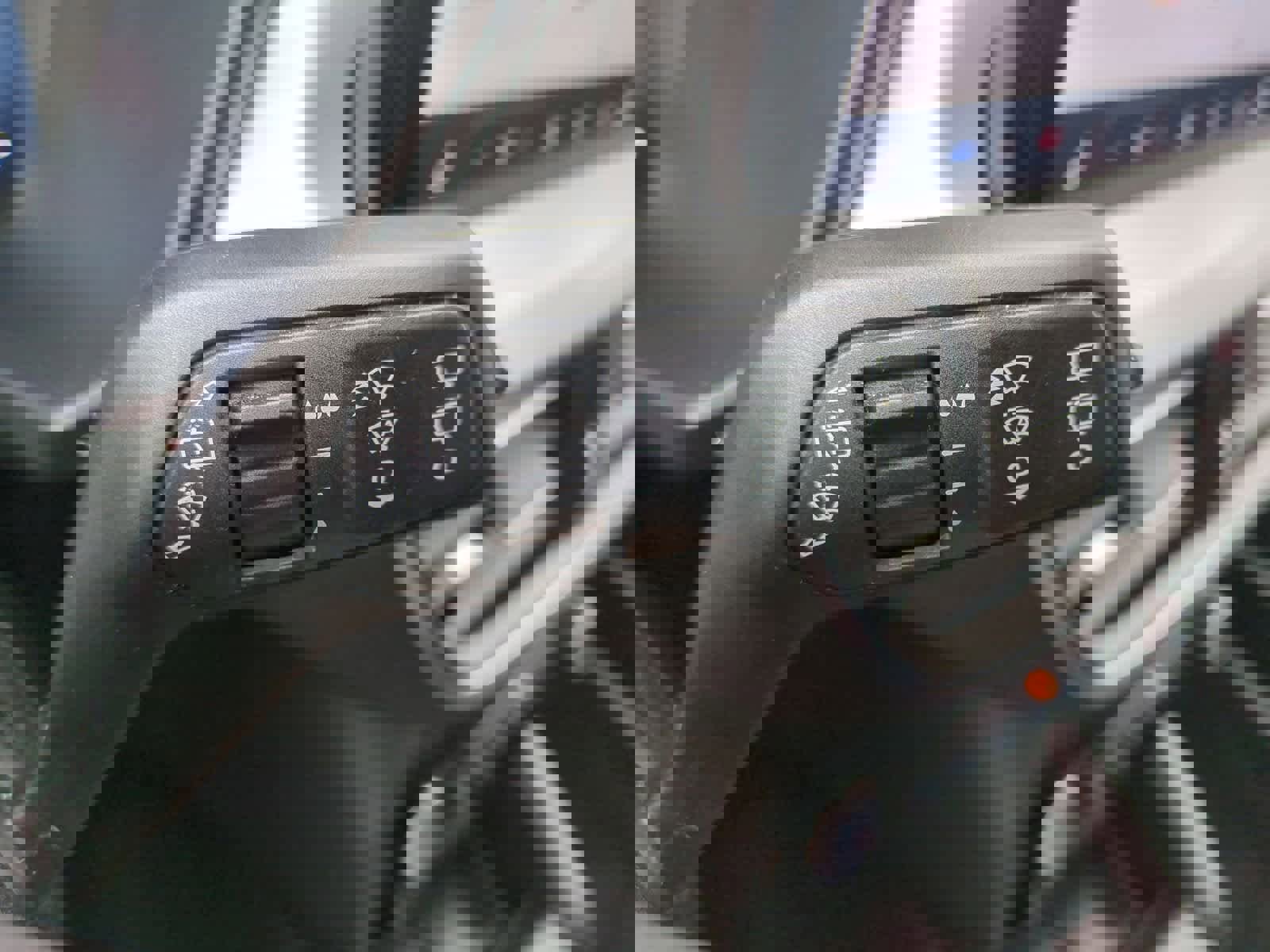 Certified 2023 Ford Escape Platinum w/ Premium Technology Package image 25