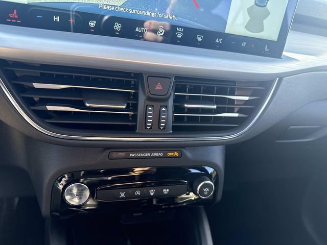 Certified 2025 Ford Escape Platinum image 28