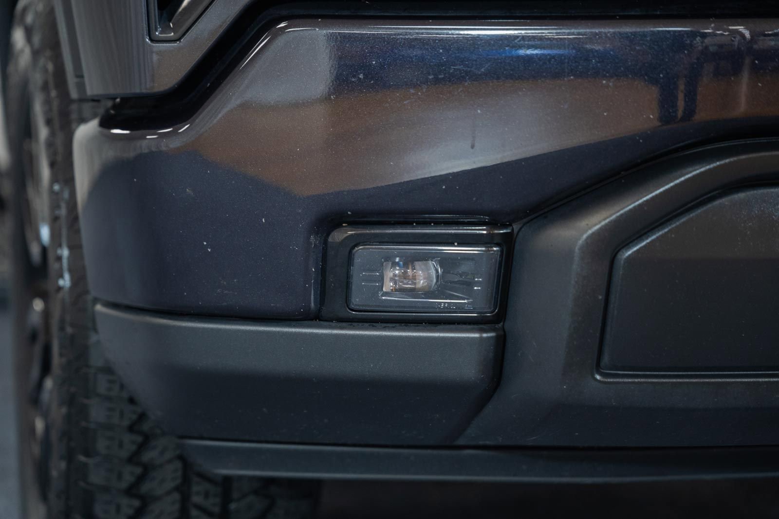 Used 2023 GMC Sierra 1500 Elevation w/ LPO, Elevation Black Package AWD/4WD image 13
