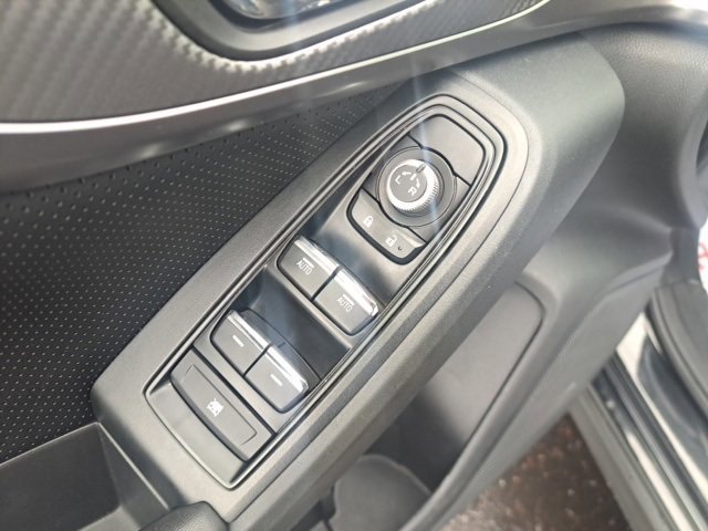 Used 2023 Subaru Crosstrek 2.5i Limited image 14