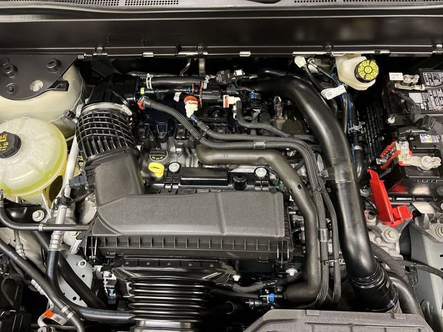 Certified 2025 Ford Maverick XLT w/ XLT Luxury Package image 11