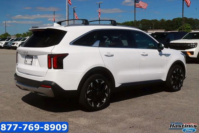 Used 2025 Kia Sorento SX FWD image 3