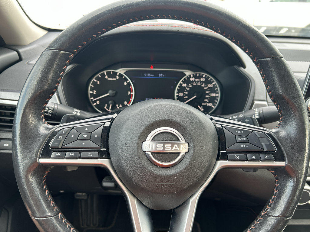 Used 2024 Nissan Altima 2.5 SR FWD image 22