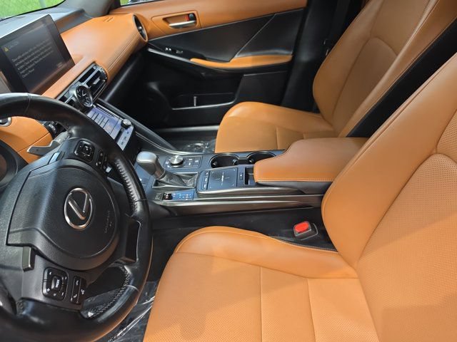 Used 2024 Lexus IS 300 w/ Comfort Package RWD image 18