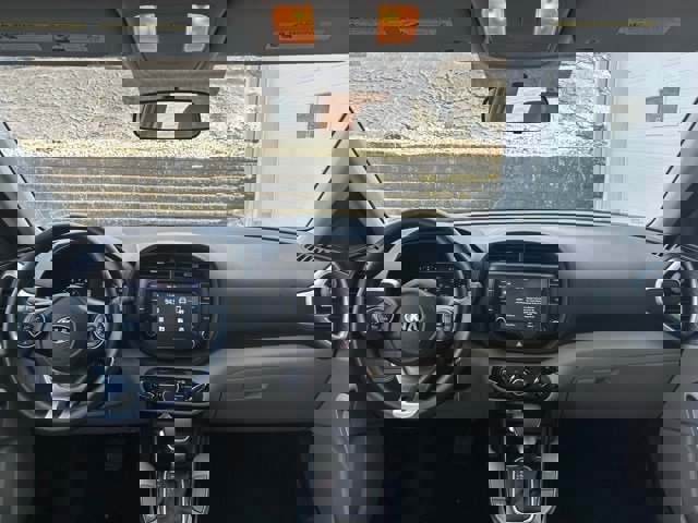 Used 2020 Kia Soul LX image 10