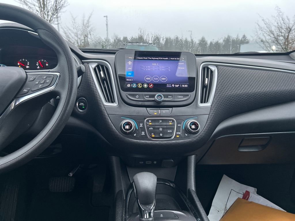 Used 2023 Chevrolet Malibu LT image 24