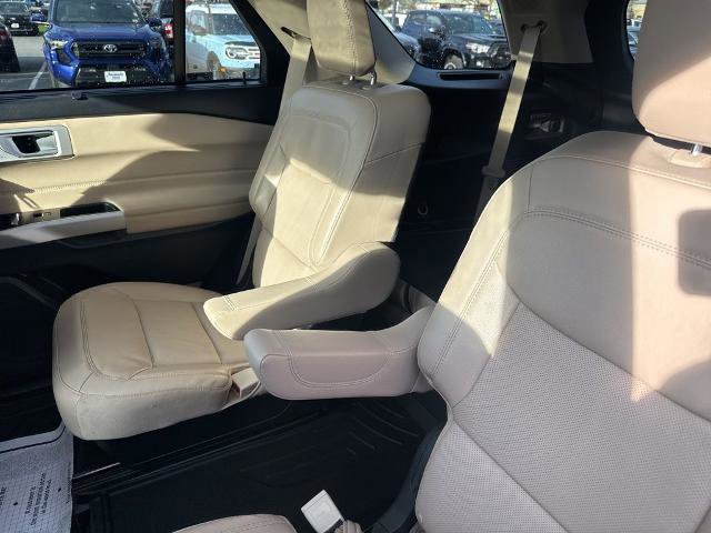 Certified 2023 Ford Explorer Limited w/ Limited Technology Package AWD/4WD image 22