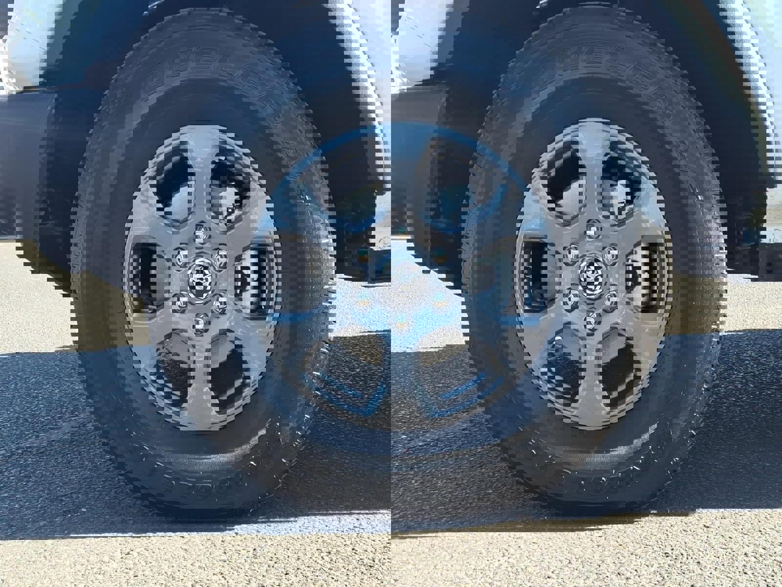 Certified 2025 Ford Bronco Big Bend image 9